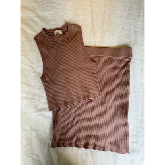 Aritzia Dresses & Skirts - Aritzia Wilfred Ribbed Two Piece Dress in Mauve